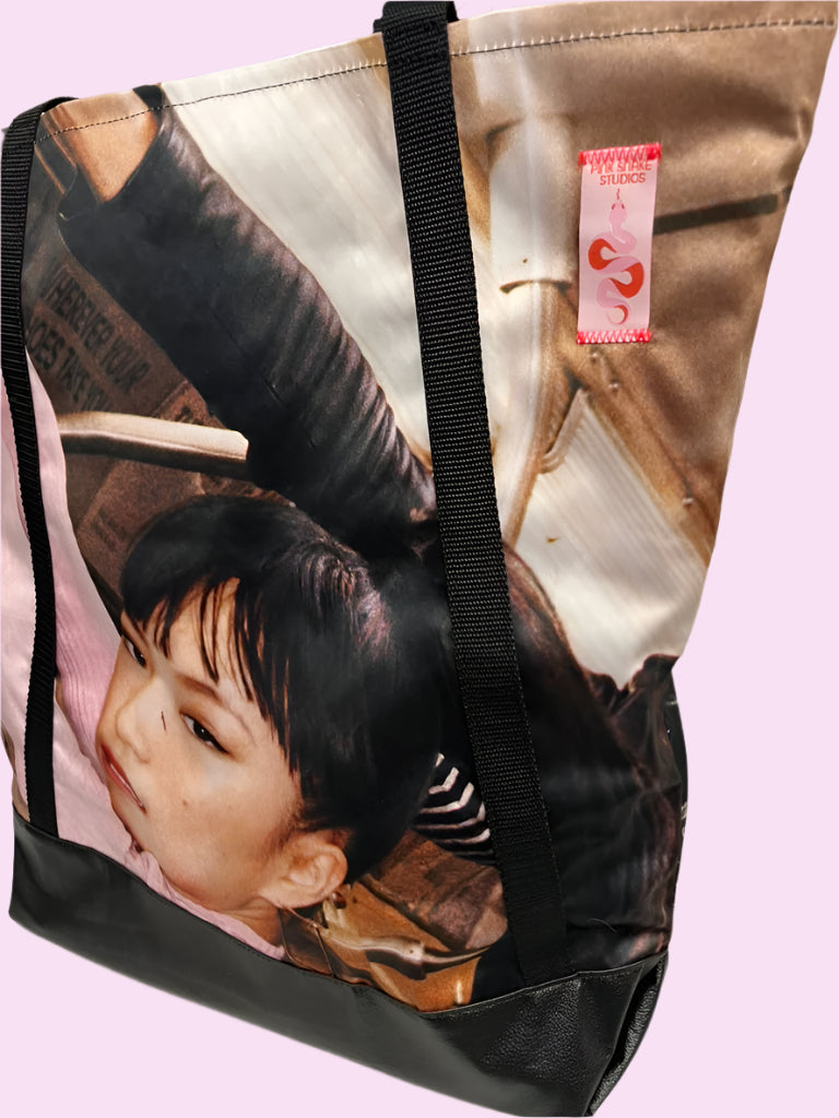 Metro-Urban Bus Tote Bag